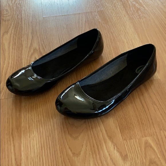 dr scholl's black patent leather flats